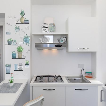 L'Isola Di Kalyta Apartment Lido di Ostia Ngoại thất bức ảnh