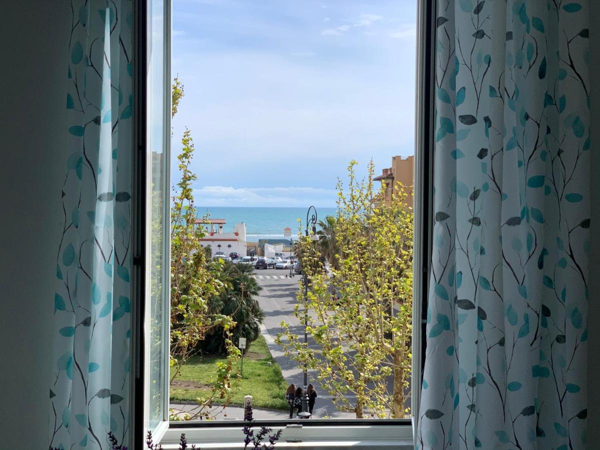 L'Isola Di Kalyta Apartment Lido di Ostia Ngoại thất bức ảnh