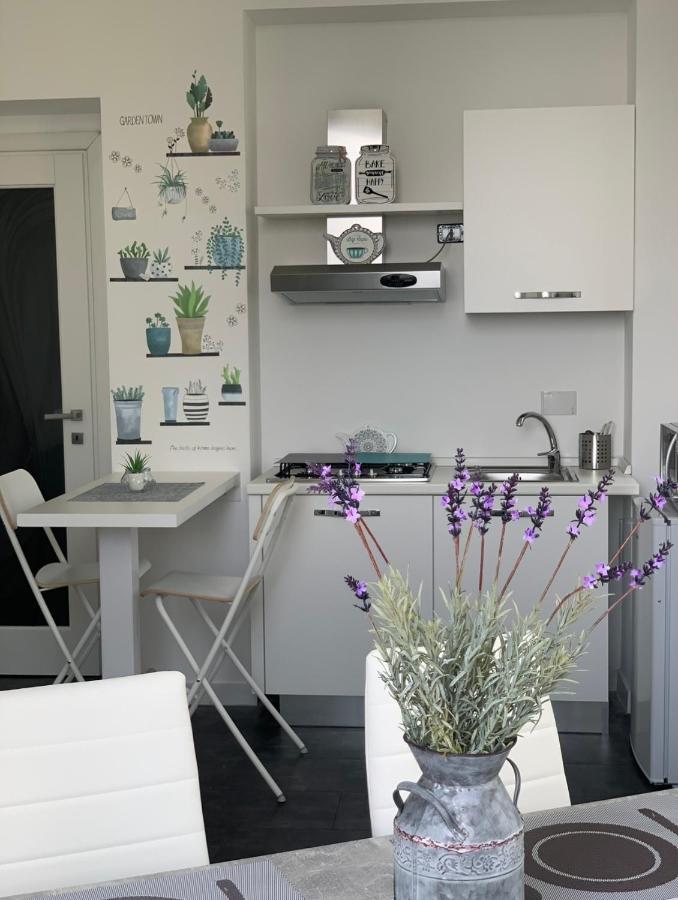 L'Isola Di Kalyta Apartment Lido di Ostia Ngoại thất bức ảnh